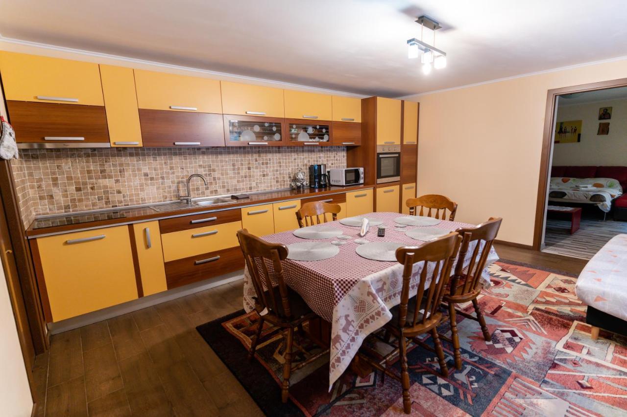 Mario'S Cozy Apartment Рышнов Экстерьер фото